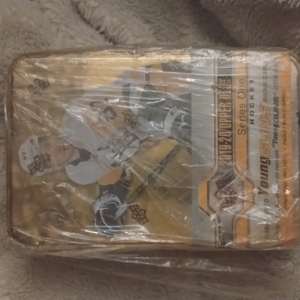 Upper deck Hockey cards